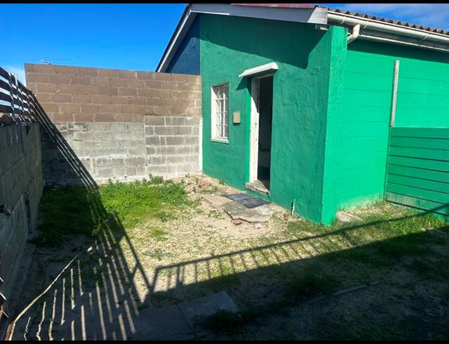 3 BEDROOM HOUSE FOR SALE IN SEAWINDS